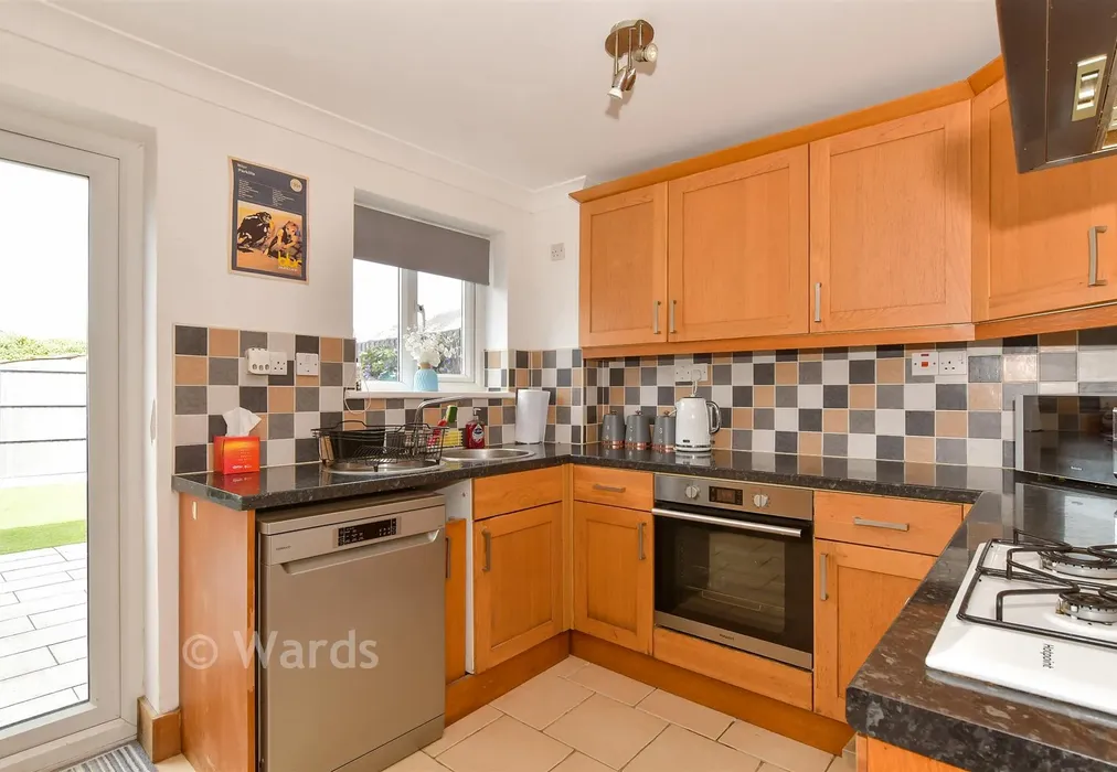 Kitchen - Vincent Road, Sittingbourne, Kent - Wards of Kent
