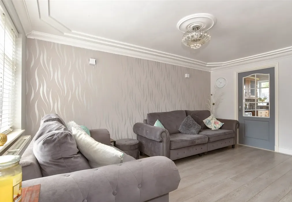 Lounge - Vincent Road, Sittingbourne, Kent - Wards of Kent
