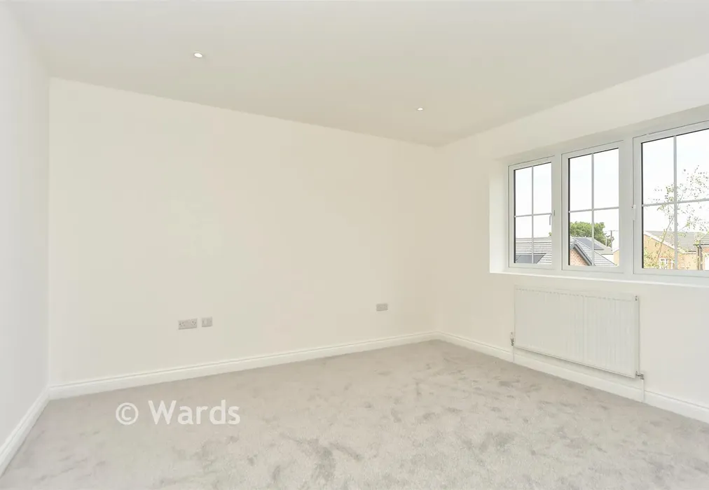 Bedroom 2 - Willow Close, Chequers Road, Minster On Sea, Sheerness, Kent - Wards of Kent