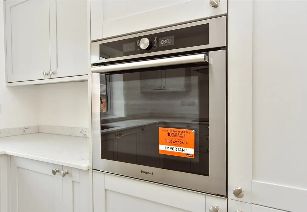 Internal Feature - Willow Close, Chequers Road, Minster On Sea, Sheerness, Kent - Wards of Kent