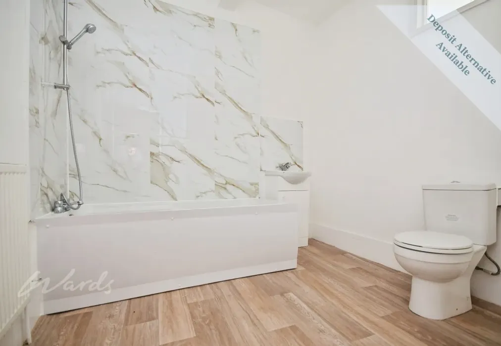 Bathroom - Dover Road Folkestone CT20 - Wards of Kent