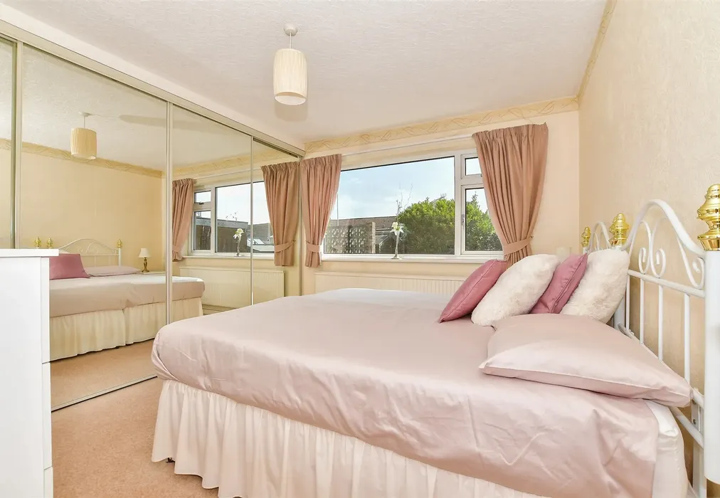 Bedroom 1 - Williamson Road, Lydd On Sea, Kent - Wards of Kent