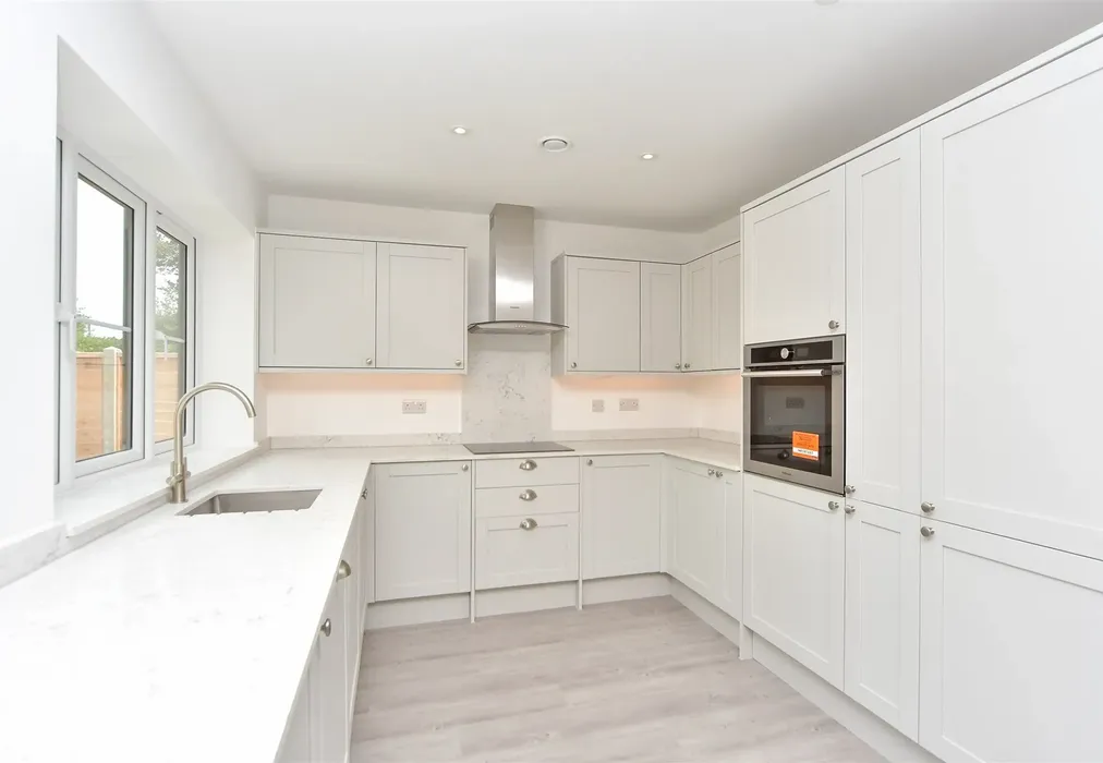 Kitchen/ Living Area - Willow Close, Chequers Road, Minster On Sea, Sheerness, Kent - Wards of Kent