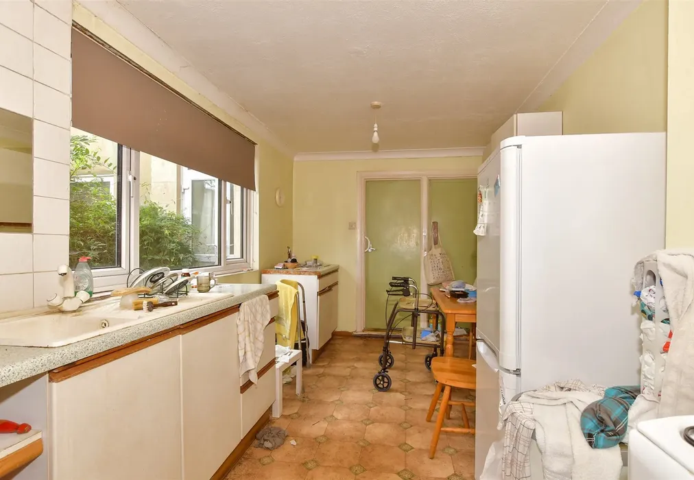 Kitchen/ Breakfast Room - Windmill Road, Gillingham, Kent - Wards of Kent
