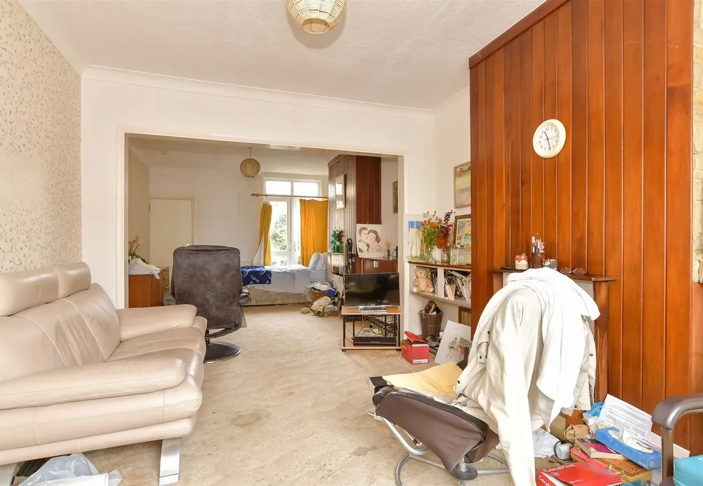 Lounge - Windmill Road, Gillingham, Kent - Wards of Kent
