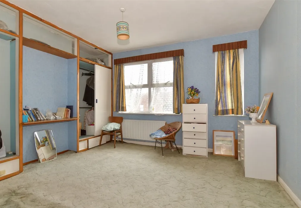 Bedroom 2 - Windmill Road, Gillingham, Kent - Wards of Kent