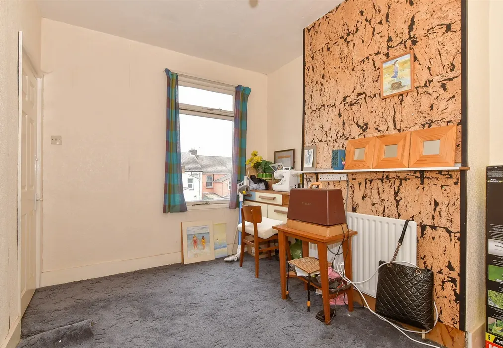 Bedroom 3 - Windmill Road, Gillingham, Kent - Wards of Kent