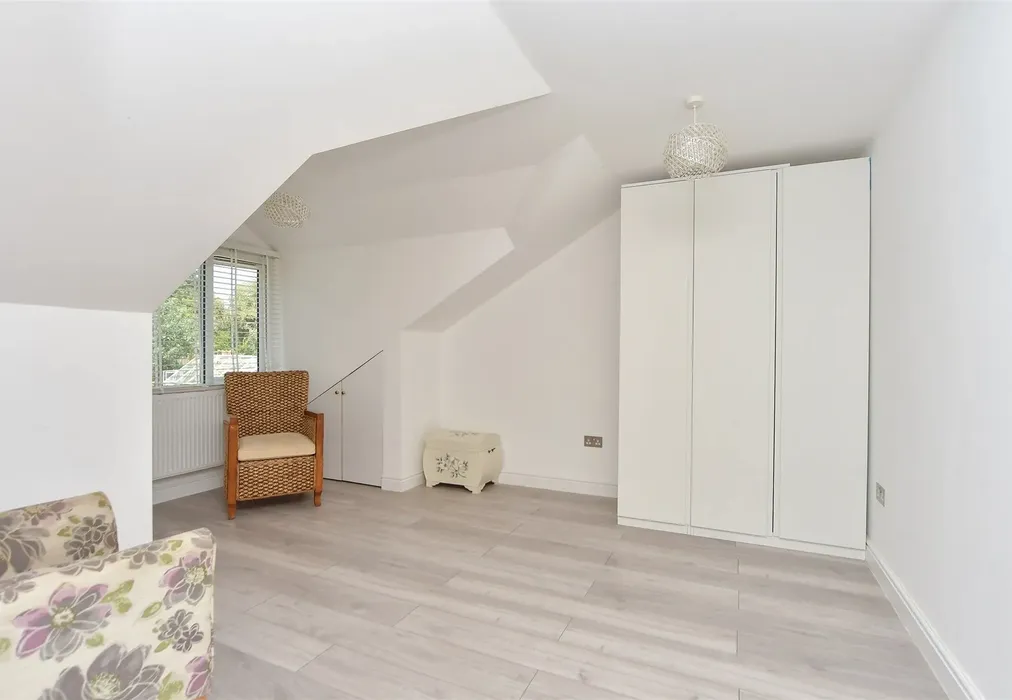 Internal Feature - Windsor Drive, Sittingbourne, Kent - Wards of Kent