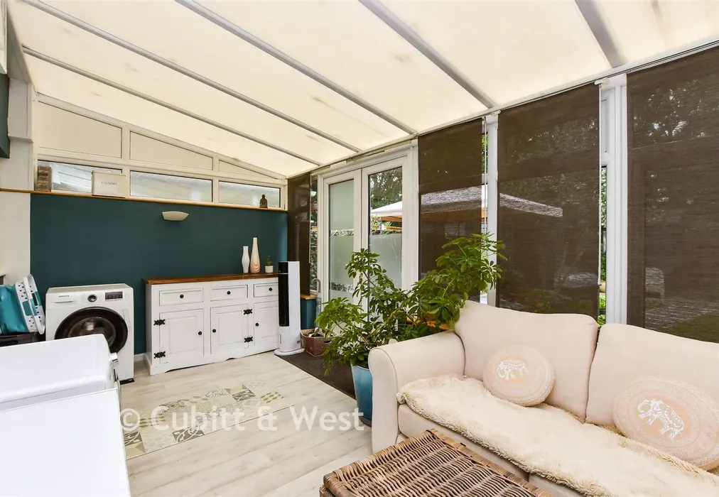 Conservatory - Cloverlands, Northgate, Crawley, West Sussex - Wards of Kent