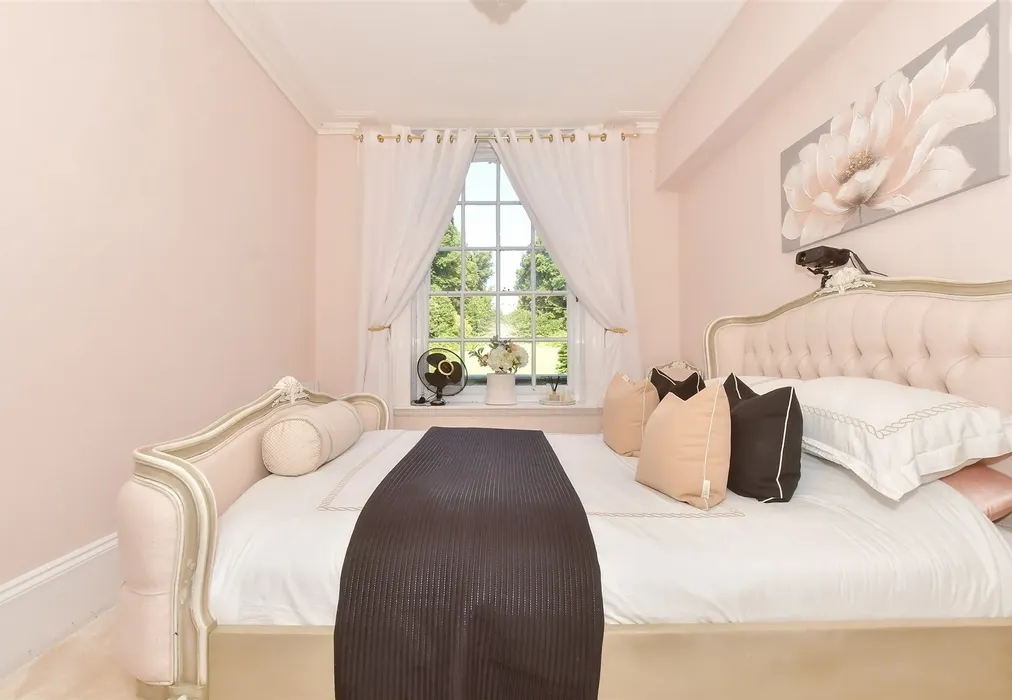 Bedroom - School Road, Tilmanstone, Deal, Kent - Wards of Kent