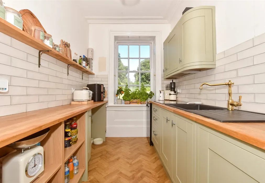 Kitchen - School Road, Tilmanstone, Deal, Kent - Wards of Kent