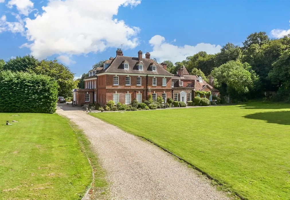 External Lifestyle Photograph - School Road, Tilmanstone, Deal, Kent - Wards of Kent