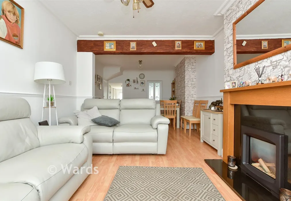 Lounge - Percy Road, Ramsgate, Kent - Wards of Kent