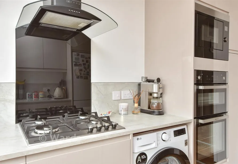 Kitchen - Percy Road, Ramsgate, Kent - Wards of Kent