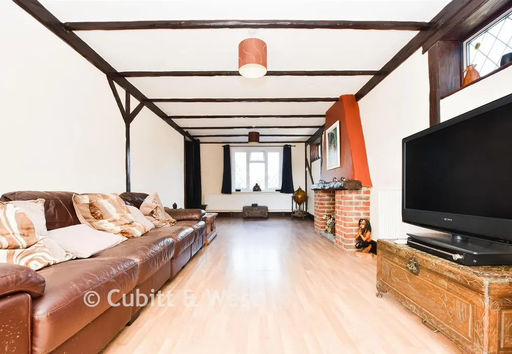 Lounge - North Road, Three Bridges, Crawley, West Sussex - Wards of Kent