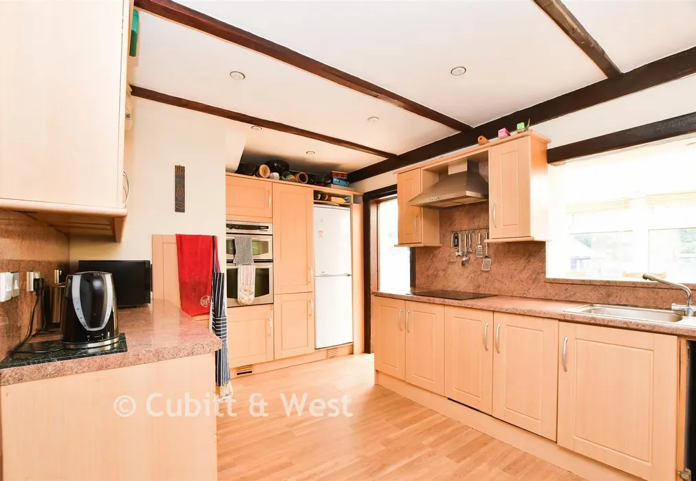 Kitchen/Breakfast Room - North Road, Three Bridges, Crawley, West Sussex - Wards of Kent