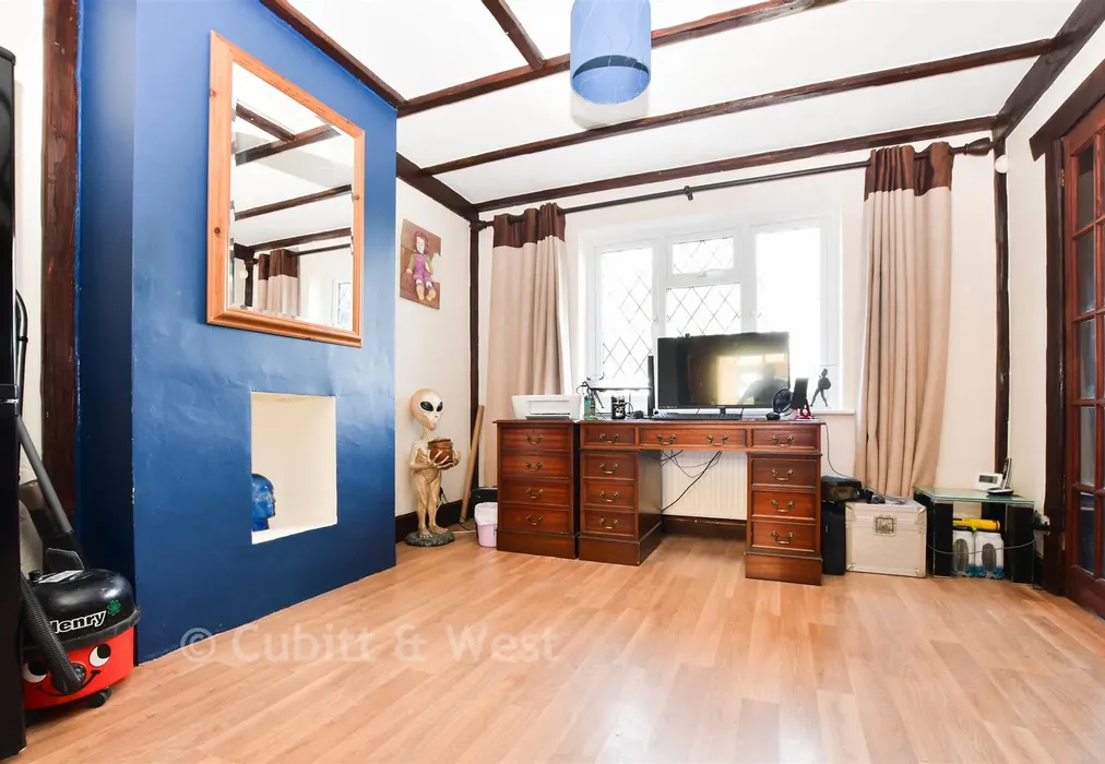Dining Area/ Study - North Road, Three Bridges, Crawley, West Sussex - Wards of Kent