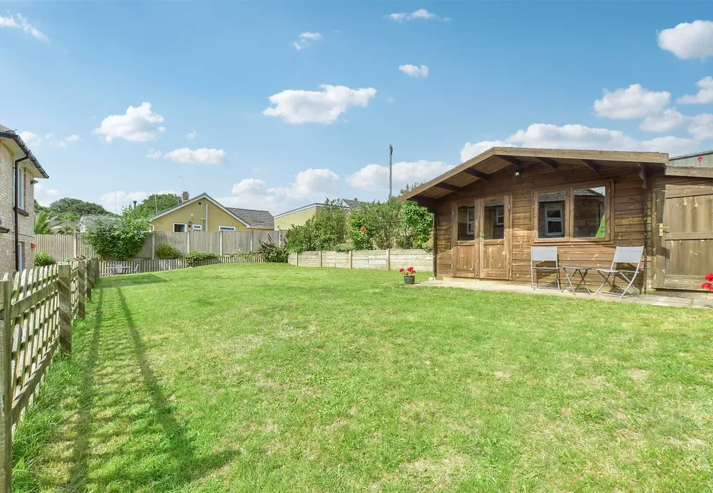 Rear Garden - Easole Street, Nonington, Canterbury, Kent - Wards of Kent