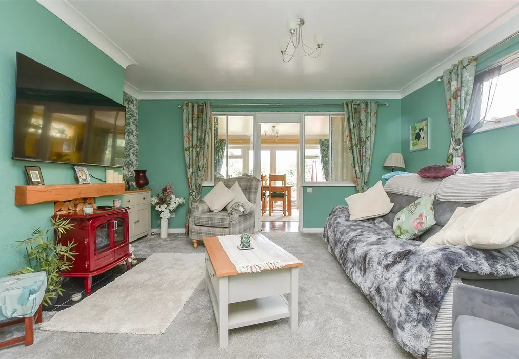 Lounge - St. Anthony's Way, Cliftonville, Margate, Kent - Wards of Kent