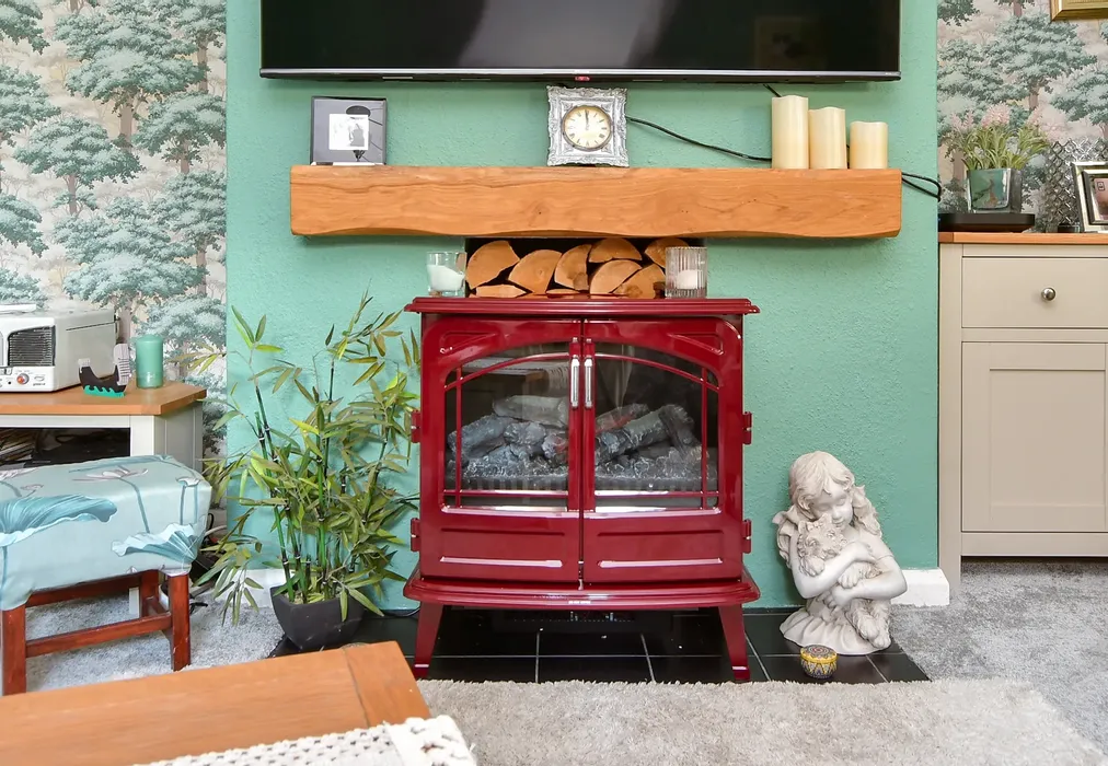 Internal Feature - St. Anthony's Way, Cliftonville, Margate, Kent - Wards of Kent