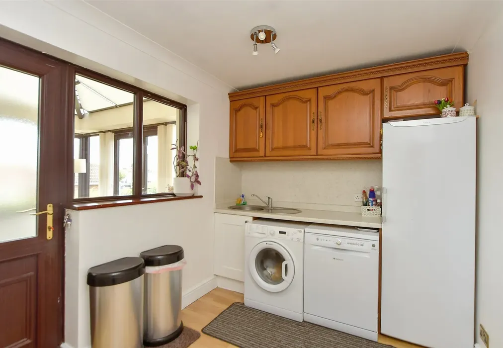 Utility Room - Seaside Avenue, Minster-On-Sea, Sheerness, Kent - Wards of Kent