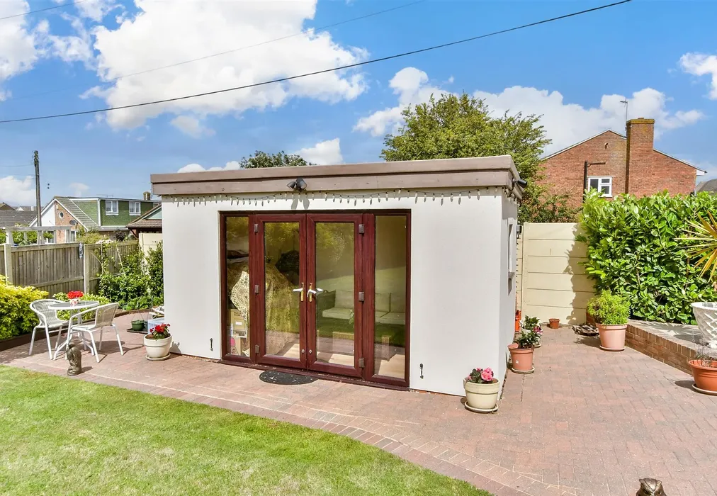 Workshop/Outbuildings - Seaside Avenue, Minster-On-Sea, Sheerness, Kent - Wards of Kent