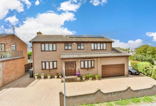 Seaside Avenue, Minster-On-Sea, Sheerness, Kent - Wards of Kent