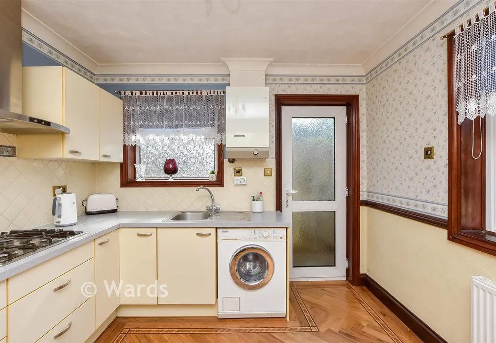 Kitchen - Northdown Park Road, Margate, Kent - Wards of Kent
