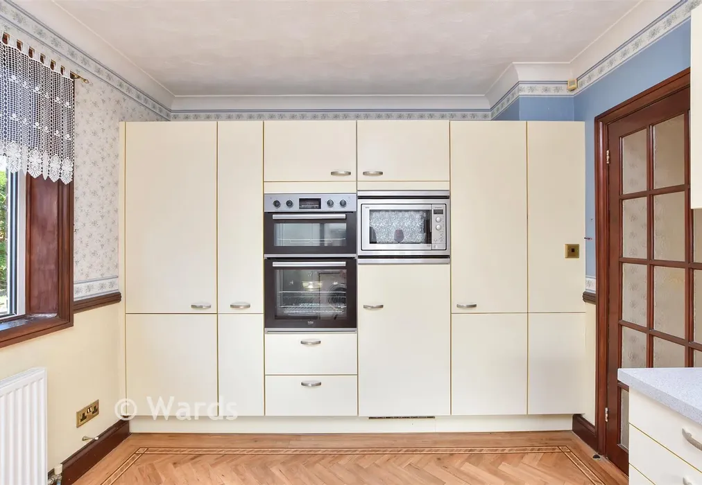 Kitchen - Northdown Park Road, Margate, Kent - Wards of Kent