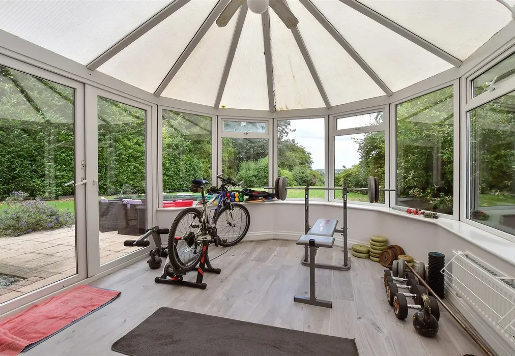 Conservatory - Cuckfield Lane, Warninglid, Haywards Heath, West Sussex - Wards of Kent