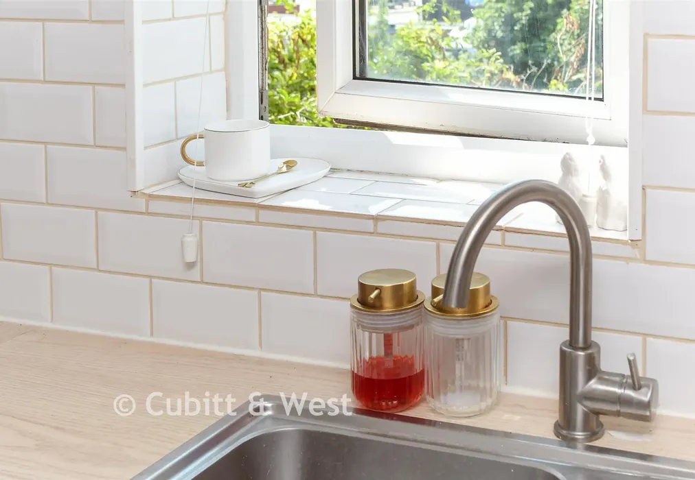 Internal Lifestyle Photograph - Station Approach, Horley, Surrey - Wards of Kent