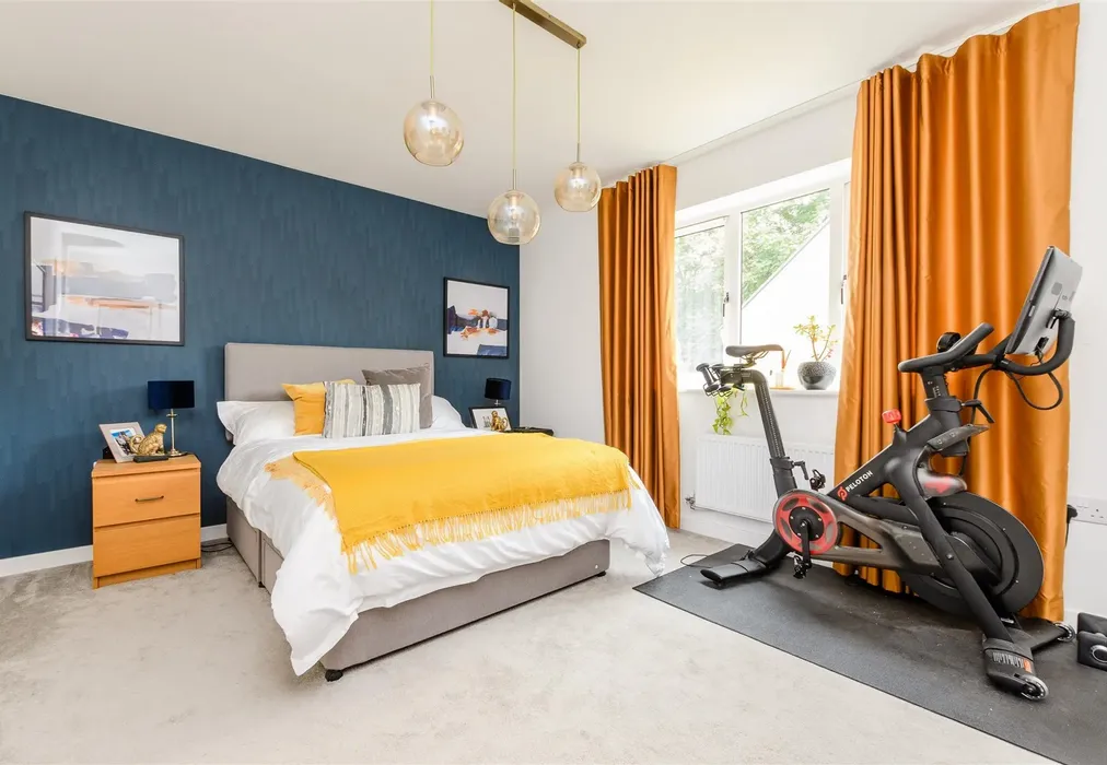 Bedroom 2 - Crete Hall Road, Northfleet, Gravesend, Kent - Wards of Kent