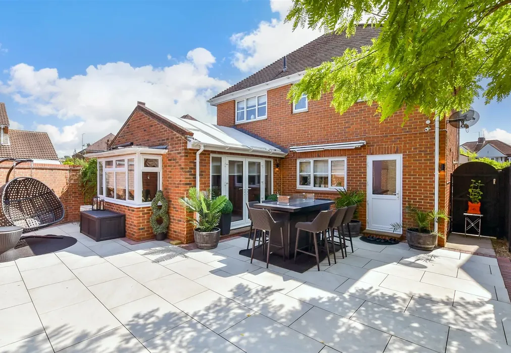 Rear Elevation - Halfpenny Close, Maidstone, Kent - Wards of Kent