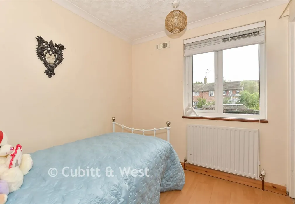 Bedroom 3 - Oak Road, Southwater, Horsham, West Sussex - Wards of Kent
