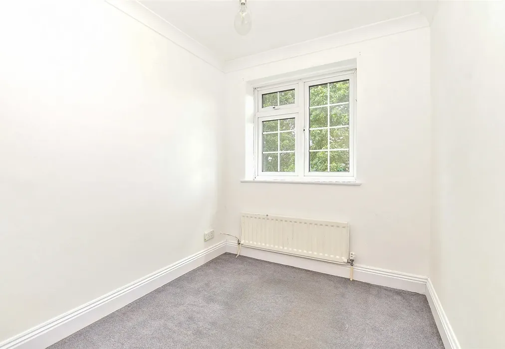 Bedroom 3 - Poyntell Road, Staplehurst, Kent - Wards of Kent