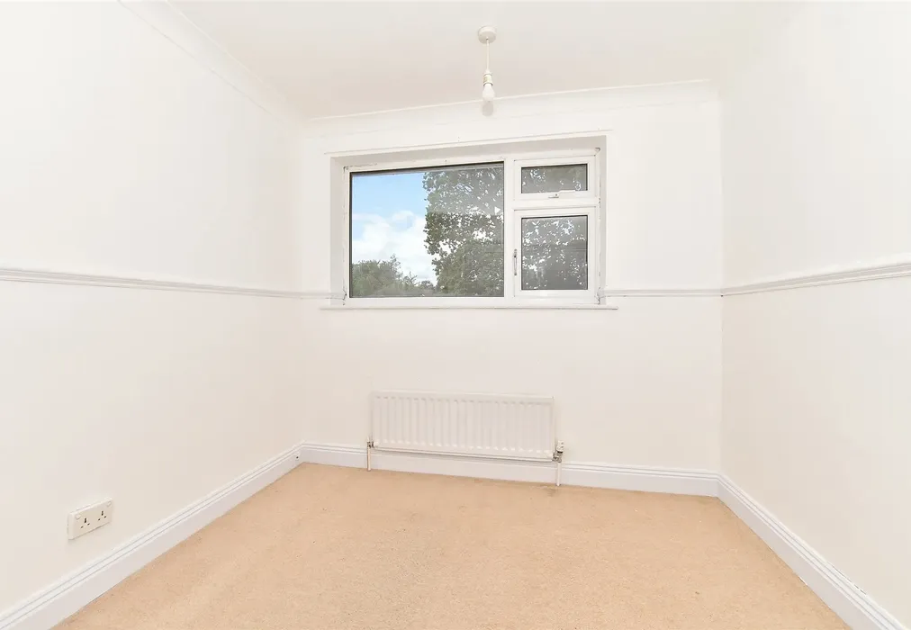 Bedroom 2 - Poyntell Road, Staplehurst, Kent - Wards of Kent