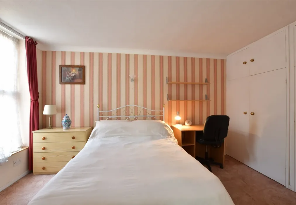 Bedroom - Sorrel Court, Basildon, Essex - Wards of Kent