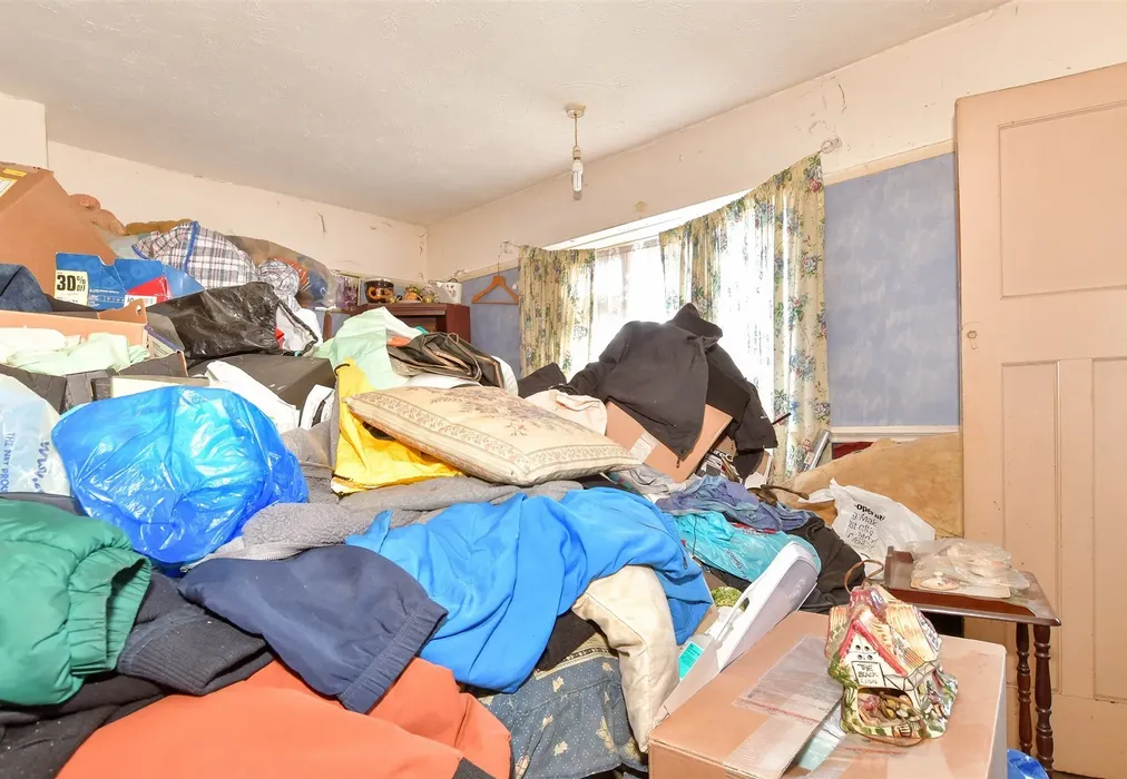 Bedroom 1 - Wayfield Road, Chatham, Kent - Wards of Kent