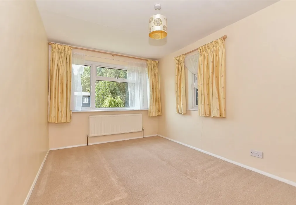 Bedroom 2 - Turners Avenue, Tenterden, Kent - Wards of Kent