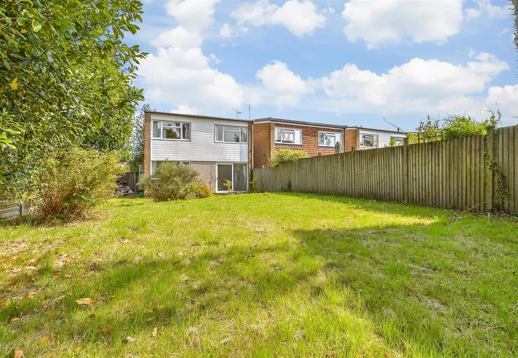 Rear Elevation - Turners Avenue, Tenterden, Kent - Wards of Kent
