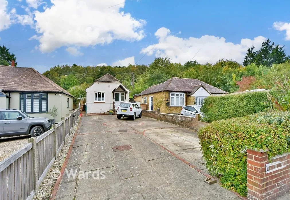 Driveway/Parking - Maidstone Road, Borden, Sittingbourne, Kent - Wards of Kent