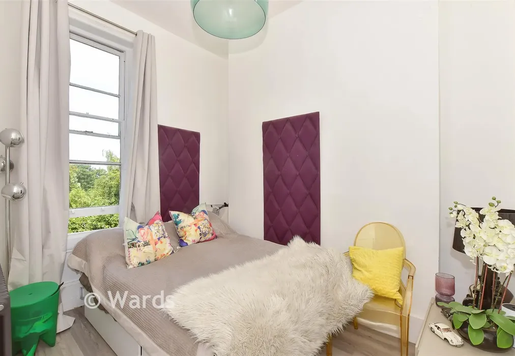 Bedroom 2 - New Dover Road, Canterbury, Kent - Wards of Kent