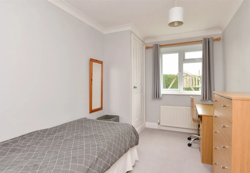 Bedroom 4 - Roderick Avenue, Peacehaven, East Sussex - Wards of Kent