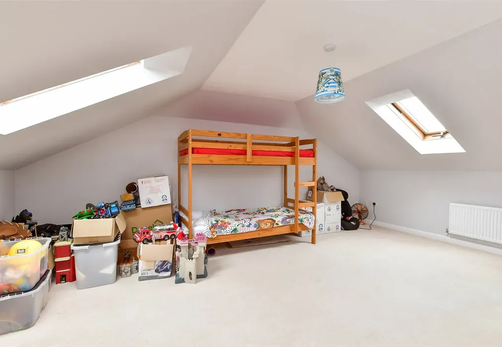 Bedroom 2 - Roderick Avenue, Peacehaven, East Sussex - Wards of Kent