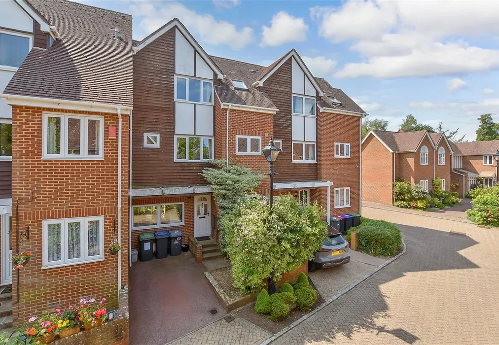 Front Elevation (Web) - Rheims Court, Canterbury, Kent - Wards of Kent