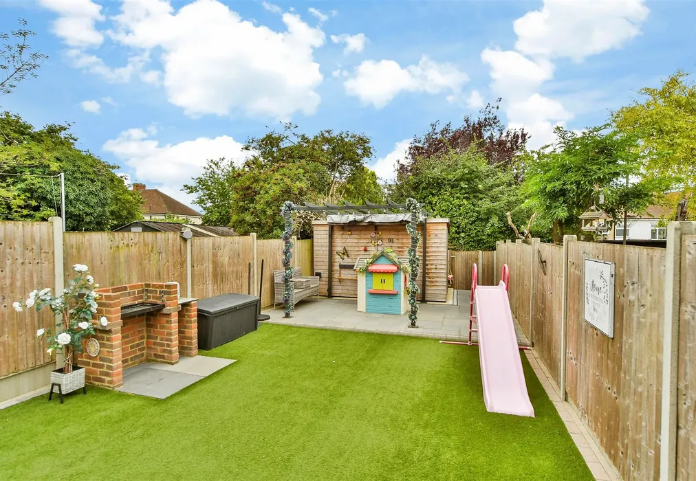 Rear Garden - Blenheim Avenue, Chatham, Kent - Wards of Kent