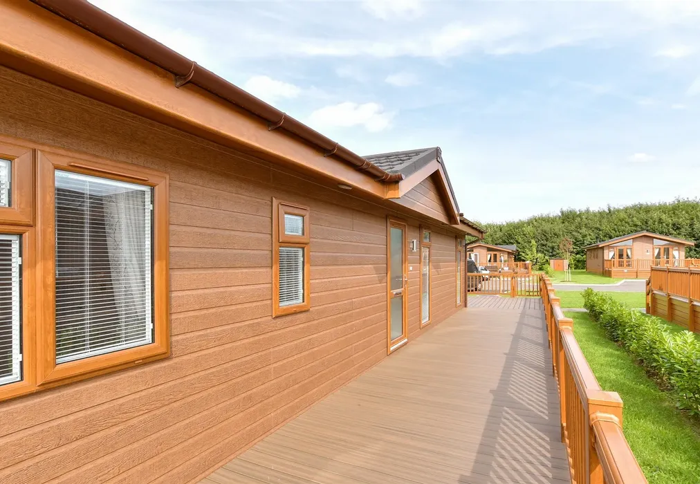 Terrace - Wateringbury Road, East Malling, Kent - Wards of Kent