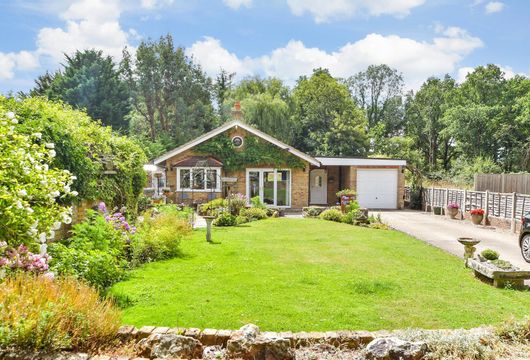 Weatherhill Common, Smallfield, Horley, Surrey - Wards of Kent