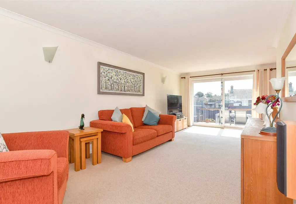 Lounge - Langdale Rise, Maidstone, Kent - Wards of Kent
