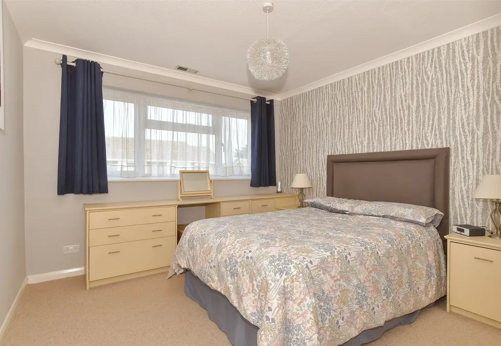 Bedroom 1 - Langdale Rise, Maidstone, Kent - Wards of Kent